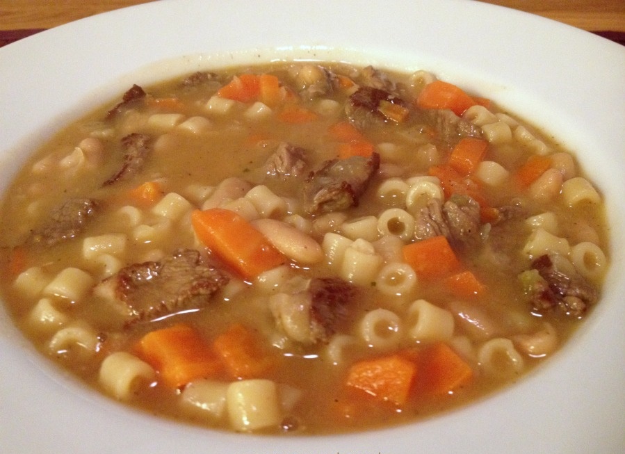 Com legumes e carnes, o prato também fica uma delícia (Foto: Reprodução)